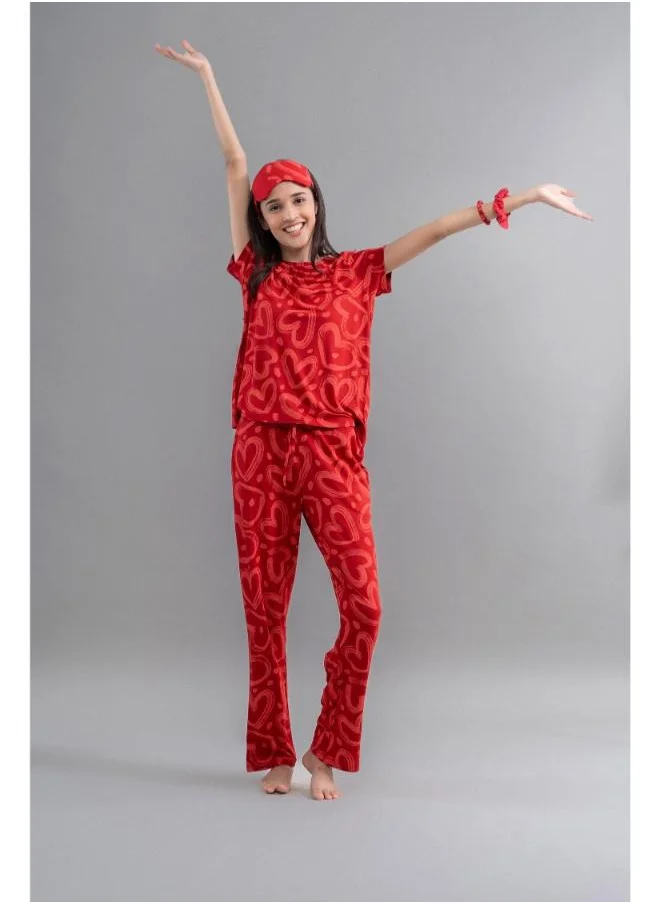 نسيسيرا Lovestruck Hearts Red Pajama Set