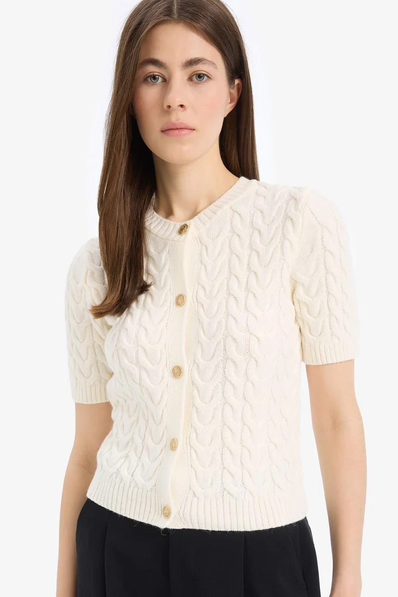 ديفاكتو Regular Fit Crew Neck Knitwear Cardigan