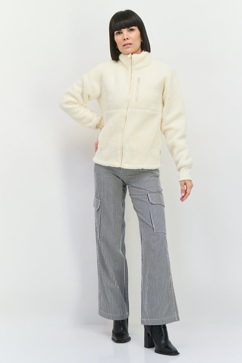 Bearpaw Women Textured Sherpa Jacket, Light Beige - Image 2