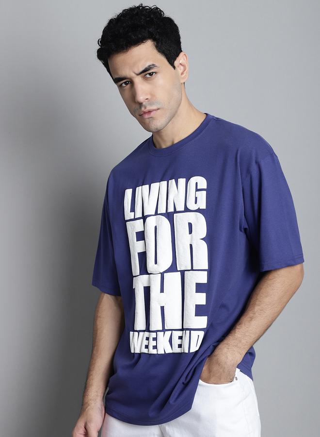 تايك تو تيشيرت رجالي أزرق داكن بطباعة شعار كبير من دور - Image 3