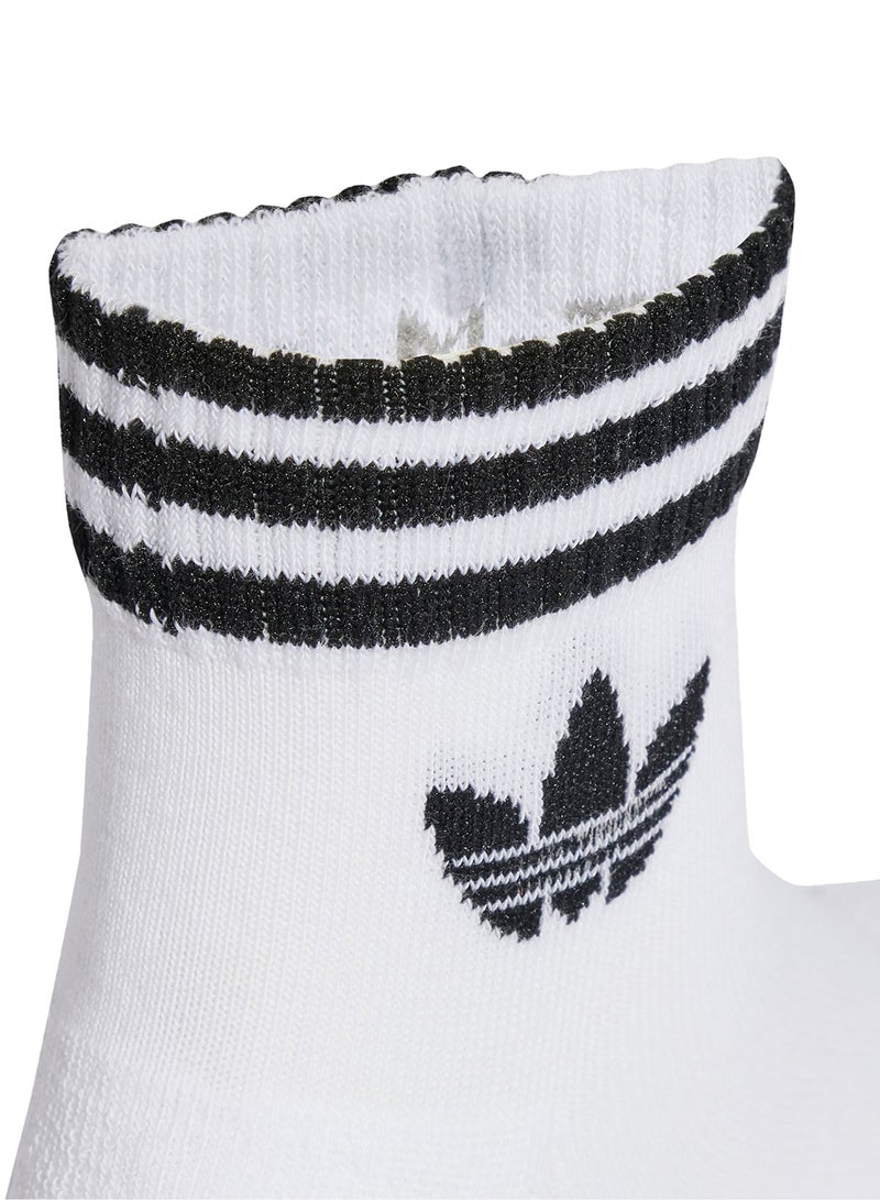 adidas Originals 3 Pack 3 Stripe Ankle Socks  - Image 3