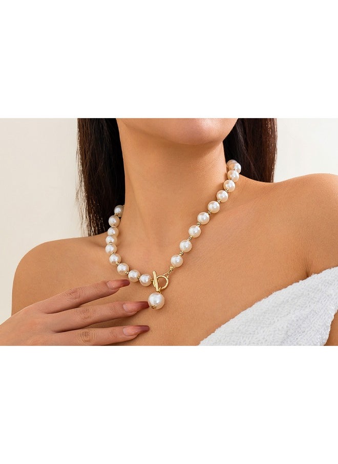 Zeemey - Luxurious Faux Pearl Clavicle Necklace - Elegant Short Chain, Versatile All-Match Jewelry Accessory for Women, Perfect for Everyday Wear, Parties and Special Occasions - Image 1