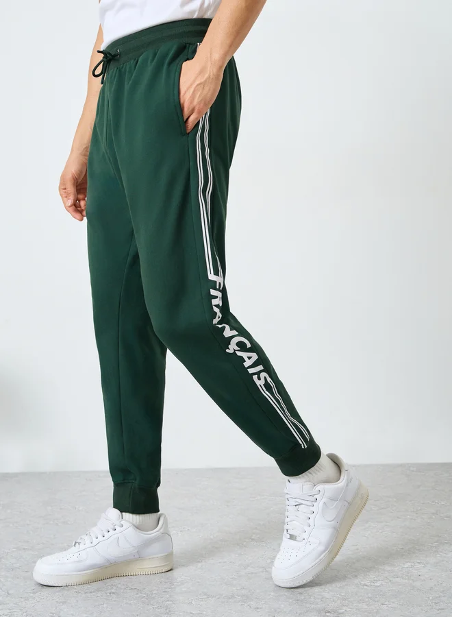 Men Green Side Panel Print Slim Fit Fleece Joggers