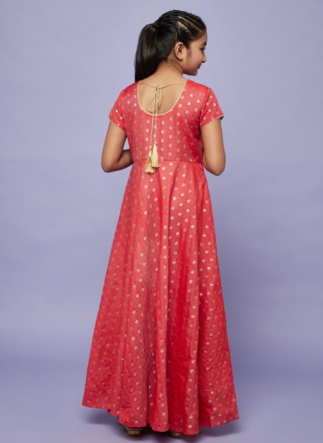 أيه كيه إس فستان ماكسي بنقوش عرقية للبنات باللون الأحمر - Image 5