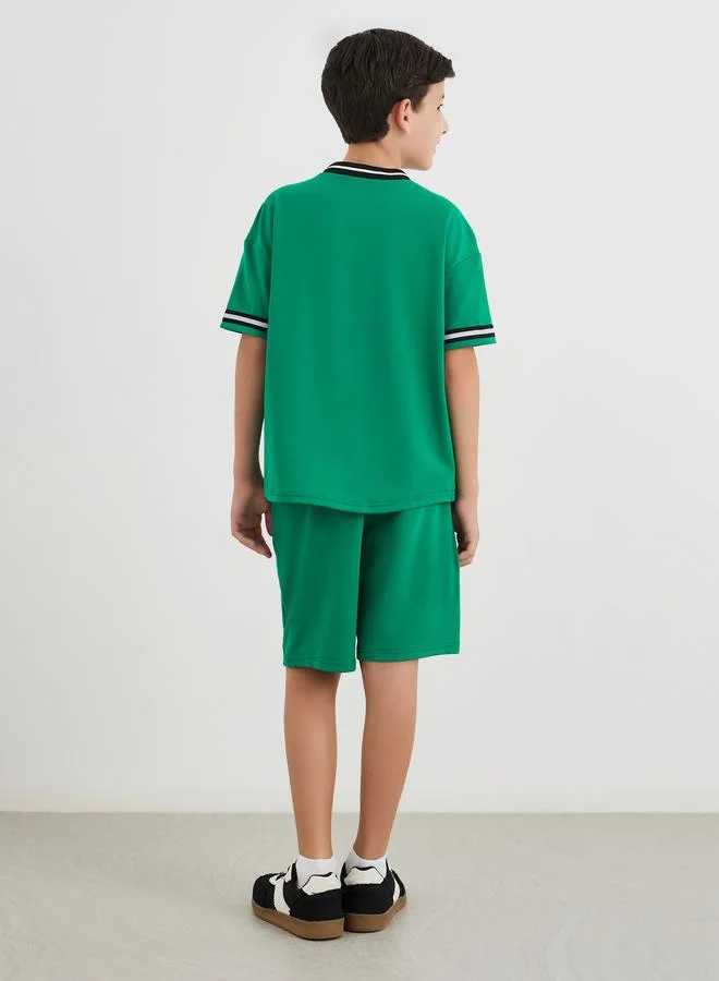 Styli Styli Boys Green Graphic Print T-Shirt and Shorts Set