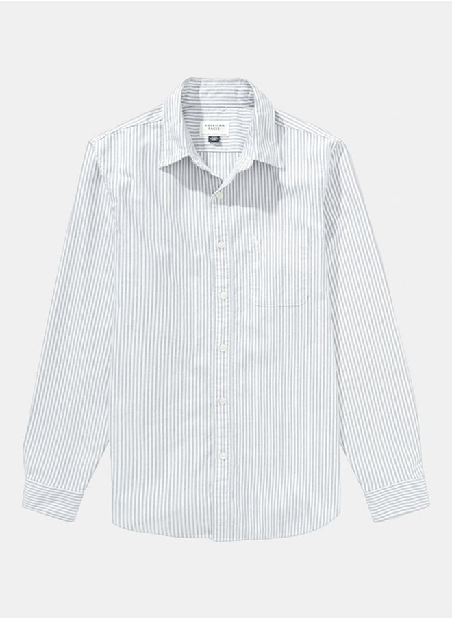 American Eagle AE Slim Fit Everyday Oxford Button-Up Shirt  - Image 3
