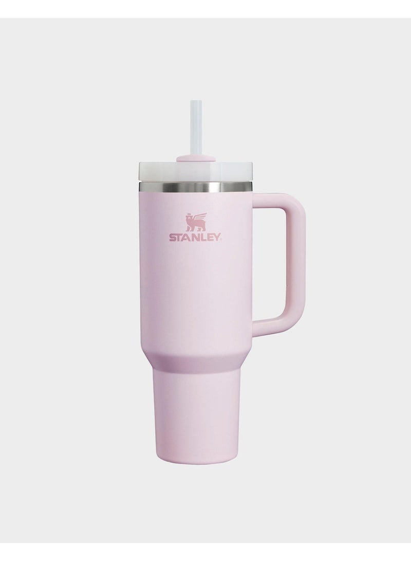 ستانلي كوب ماء معزول بتفريغ الهواء من الفولاذ المقاوم للصدأ سعة 40 أونصة مع غطاء وماصة للماء أو الشاي المثلج أو القهوة أو العصائر، لون وردي، 40 أونصة من الفولاذ المقاوم للصدأ. - Image 1