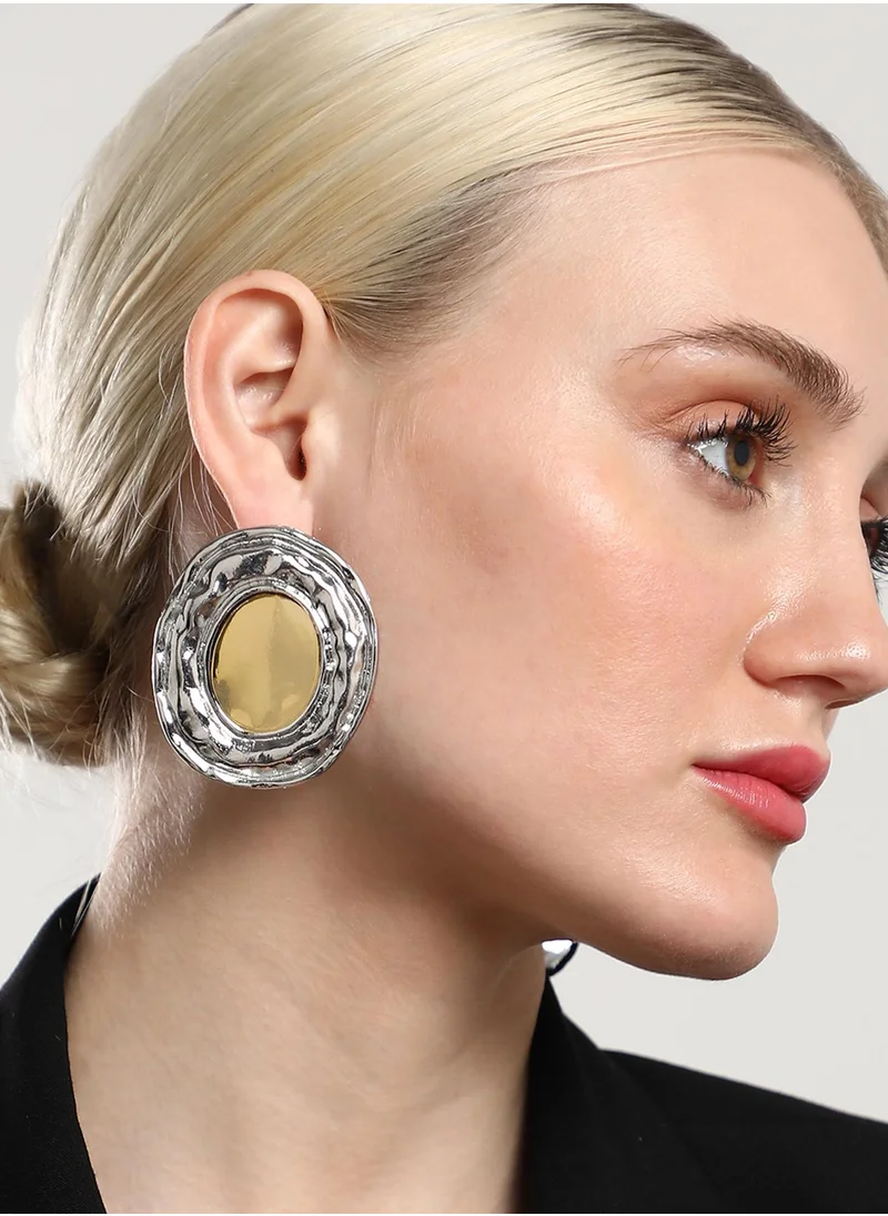SOHI The Eygptian Antique Contemporary Stud Earrings
