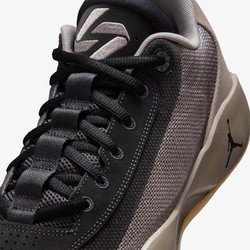 Men's Luka Doncic Luka .77 Basketball Shoes