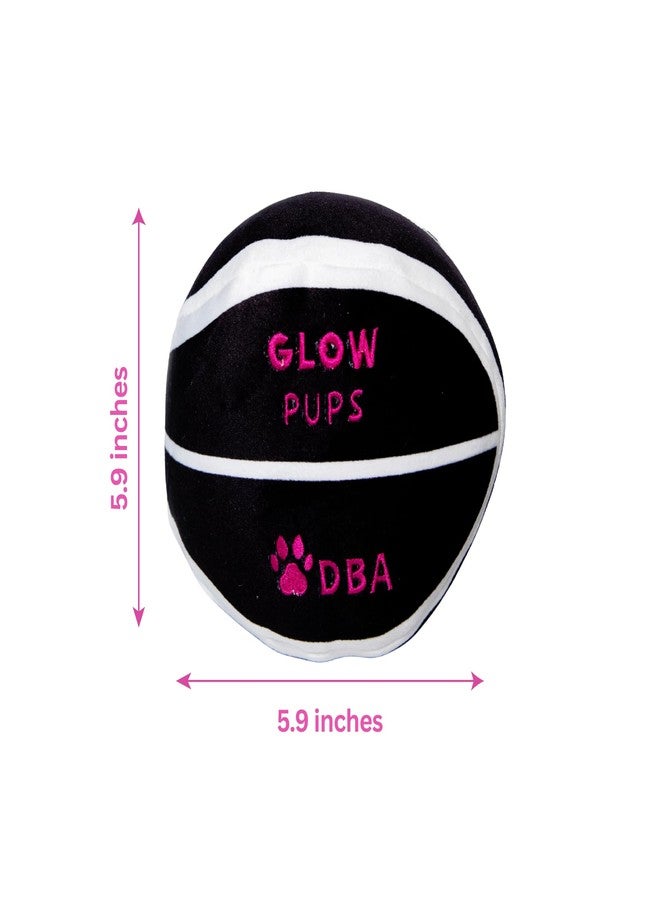 Glow Pups لعبة كلب كرة سلة قطيفة مضيئة من Glow Pups مع صفارة، أسود وأبيض، كبيرة، بتصميم رياضي - Image 4