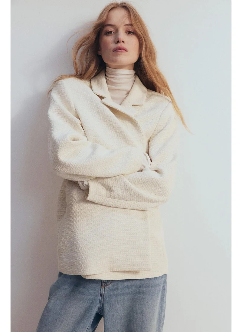 اتش اند ام بليزر محبوك من نسيج منقوش