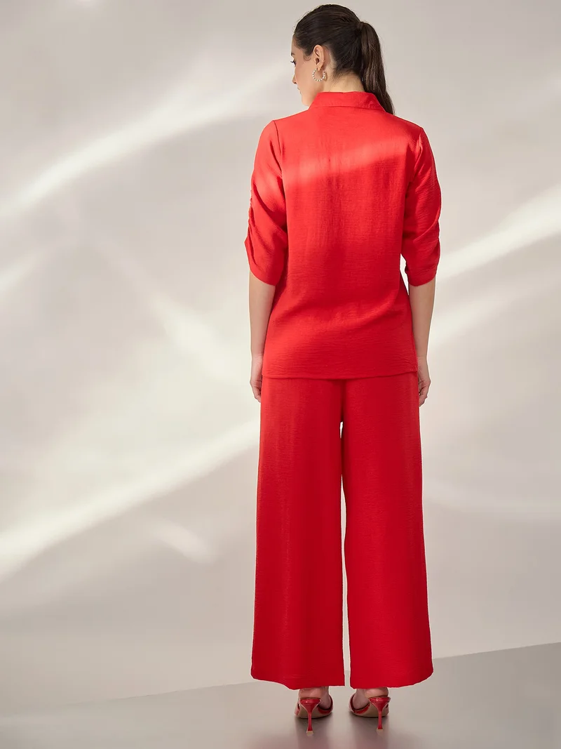 بانيت طقم متناسق (Co-ord Set) قميص مطرَّز بياقة كلاسيكية مع بنطلون - أحمر