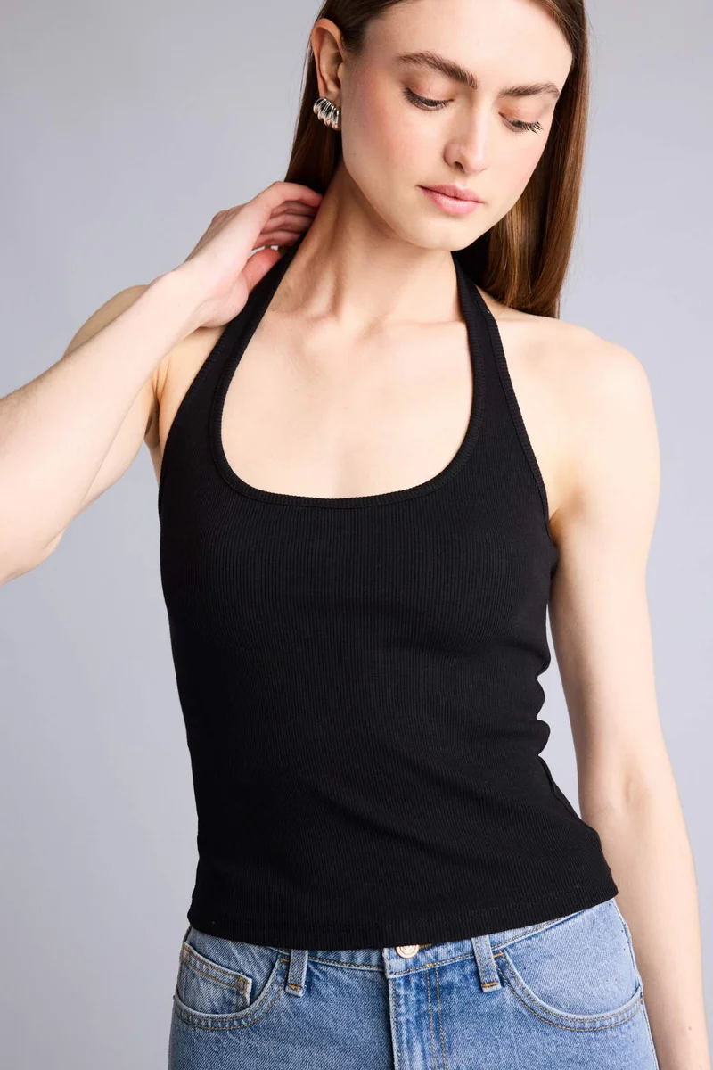 ديفاكتو Slim Fit Camisole Halter Collar Tank Top