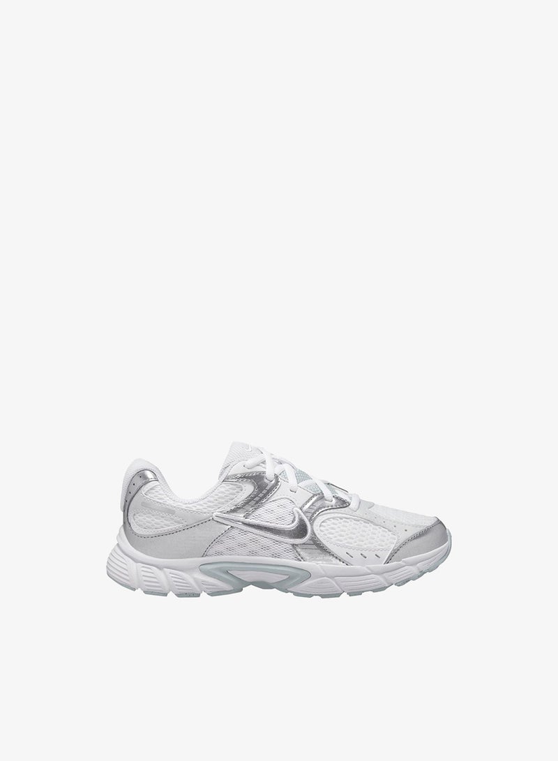 نايكي تيوين في  آر إن آر بي جي - Image 1