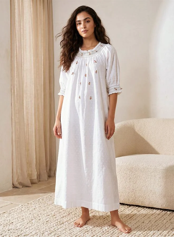 سبلاش فيڤ Maxi Length Night Dress 3/4 Sleeves Dobby Embroidered Cotton