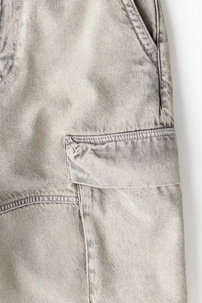 H&M Loose Denim Cargo Shorts