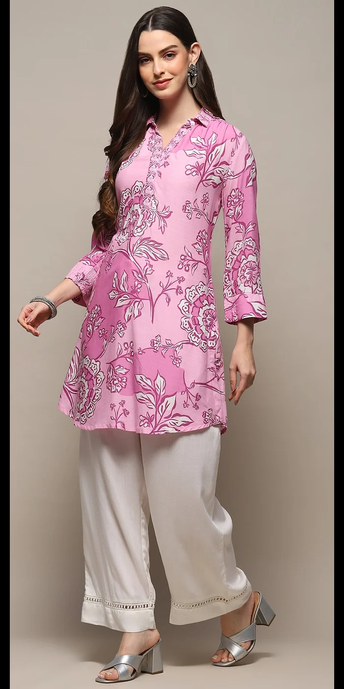 بيبا كورتا مستقيمة بلون الرايا البنفسجي