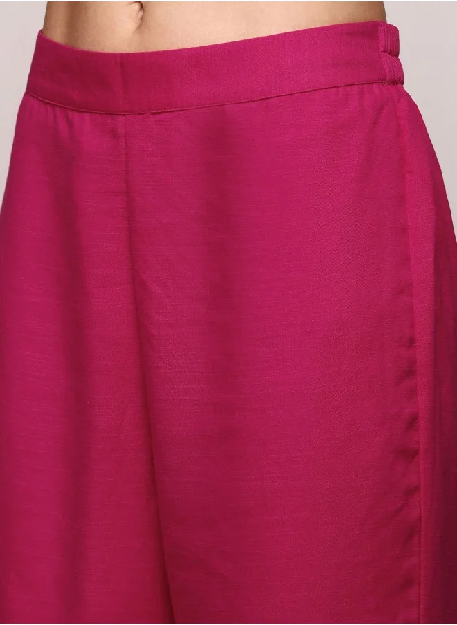 آي شين Straight Fit Printed Pattern Round Neck Sleeveless Pink Colour Woven Cotton Kurta Set for Women with Semi Elastic Closure - A Timeless Addition to Your Collection