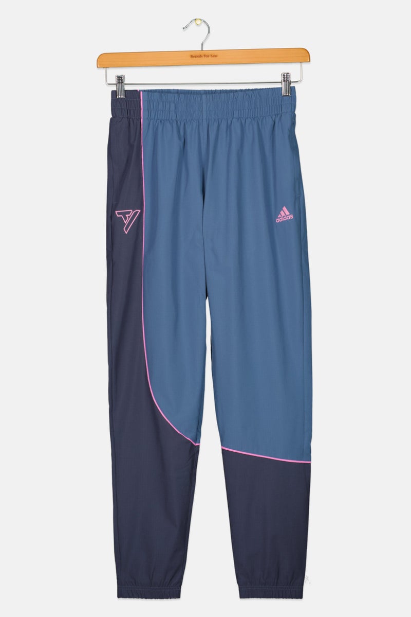 Adidas سروال رياضي خارجي للبنات، سهل الارتداء، بشعار العلامة التجارية، أزرق غامق - Image 1