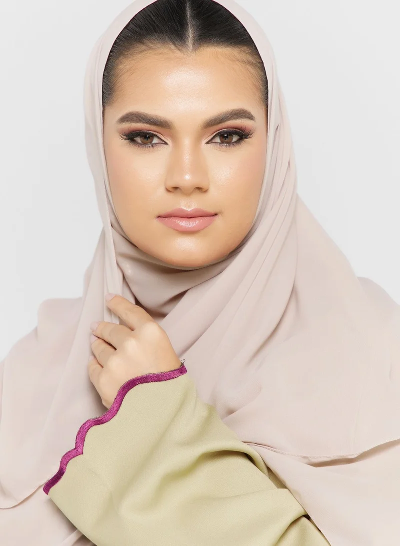 hayas closet Contrast Front And Sleeves Detail Abaya