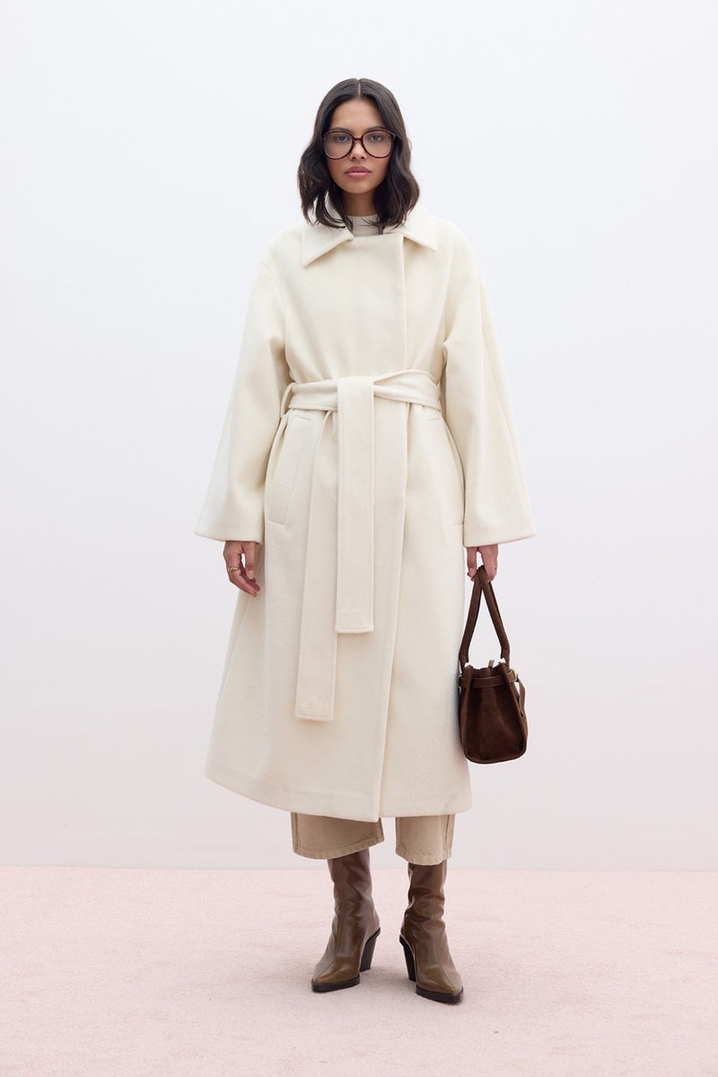 Manuka Plain Closure Cashmere Coat Ecru  - Image 2