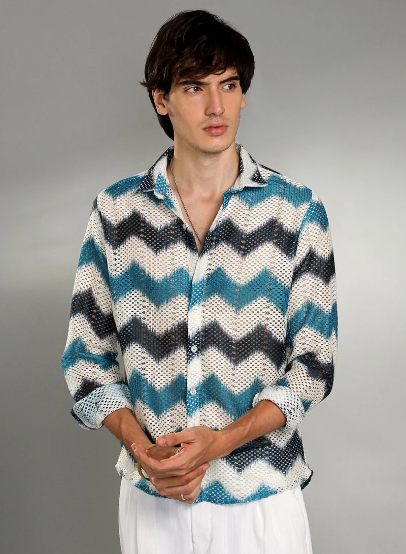 Campus Sutra Men's Electric Blue & Powder White Chevron-Block Knit Shirt