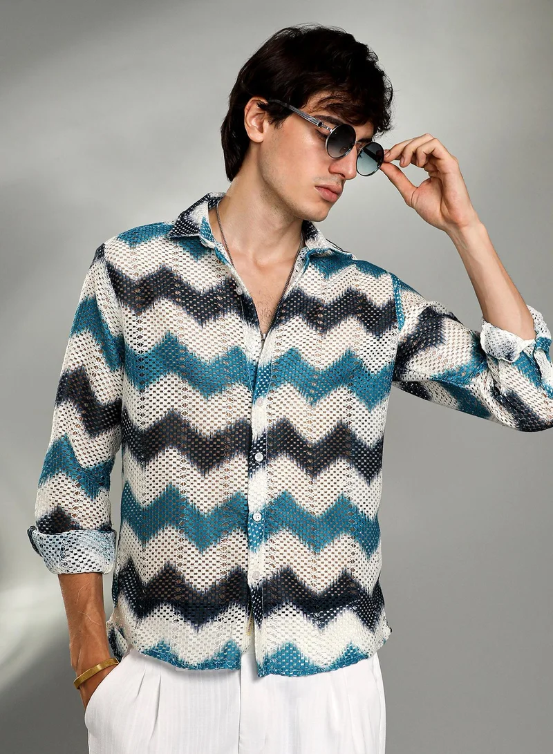 Campus Sutra Men's Electric Blue & Powder White Chevron-Block Knit Shirt