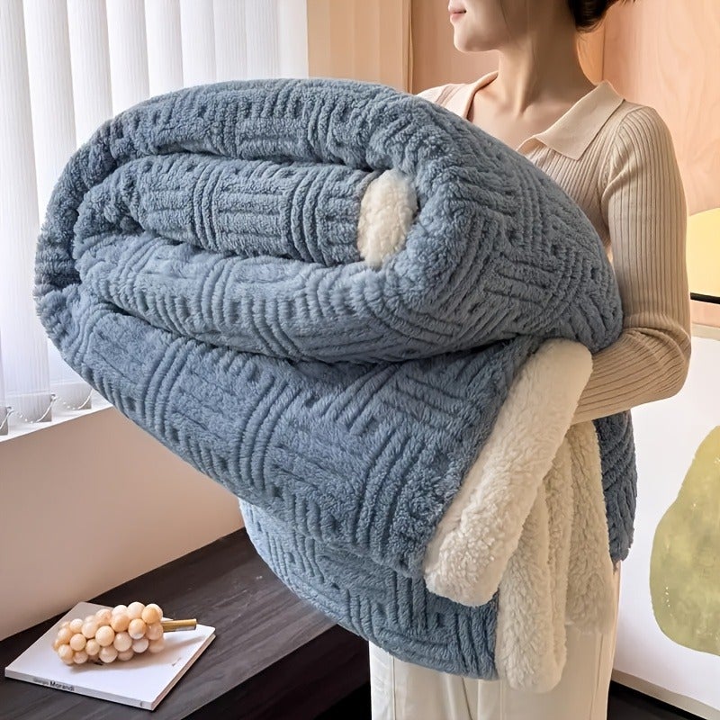 A Soft And Comfortable Blanket That Is Machine Washable And Can Also Be Hand Washed, Versatile And Easy to Carry, Suitable for Use in The Car Or Bedroom - Image 2