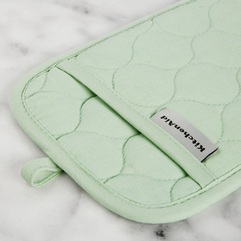 KITCHENAID Quilted Cotton Terry Cloth Oven Mitt, Pot Holder, Kitchen Towel 4-Pack Set, Heat Resistant, Silicone Grip, 16"x26", 7"x13" & 7"x10", Pistachio - Image 5