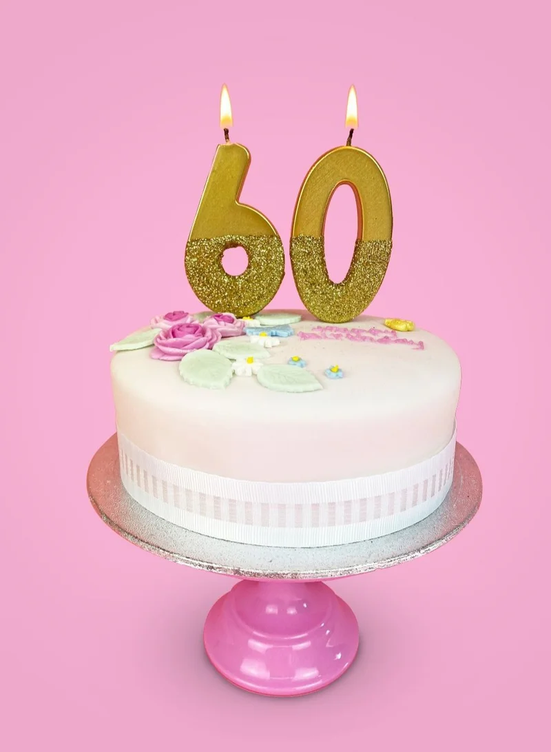 Talking Tables Talking Tables 6 Number Birthday Candles, Candle for Cake Decoration, Candle for Birthday Cake Topper, Anniversary Cake Number Candle. Candle stick for special occasions such as birthdays and Anniversaries (6 Number Candle, Gold Glitter Dipped Candle)