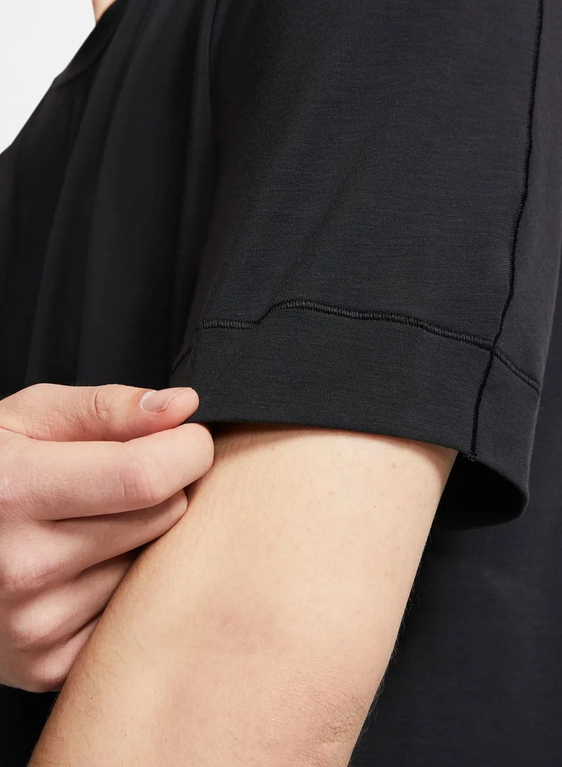 Nike Dri-FIT Yoga T-Shirt