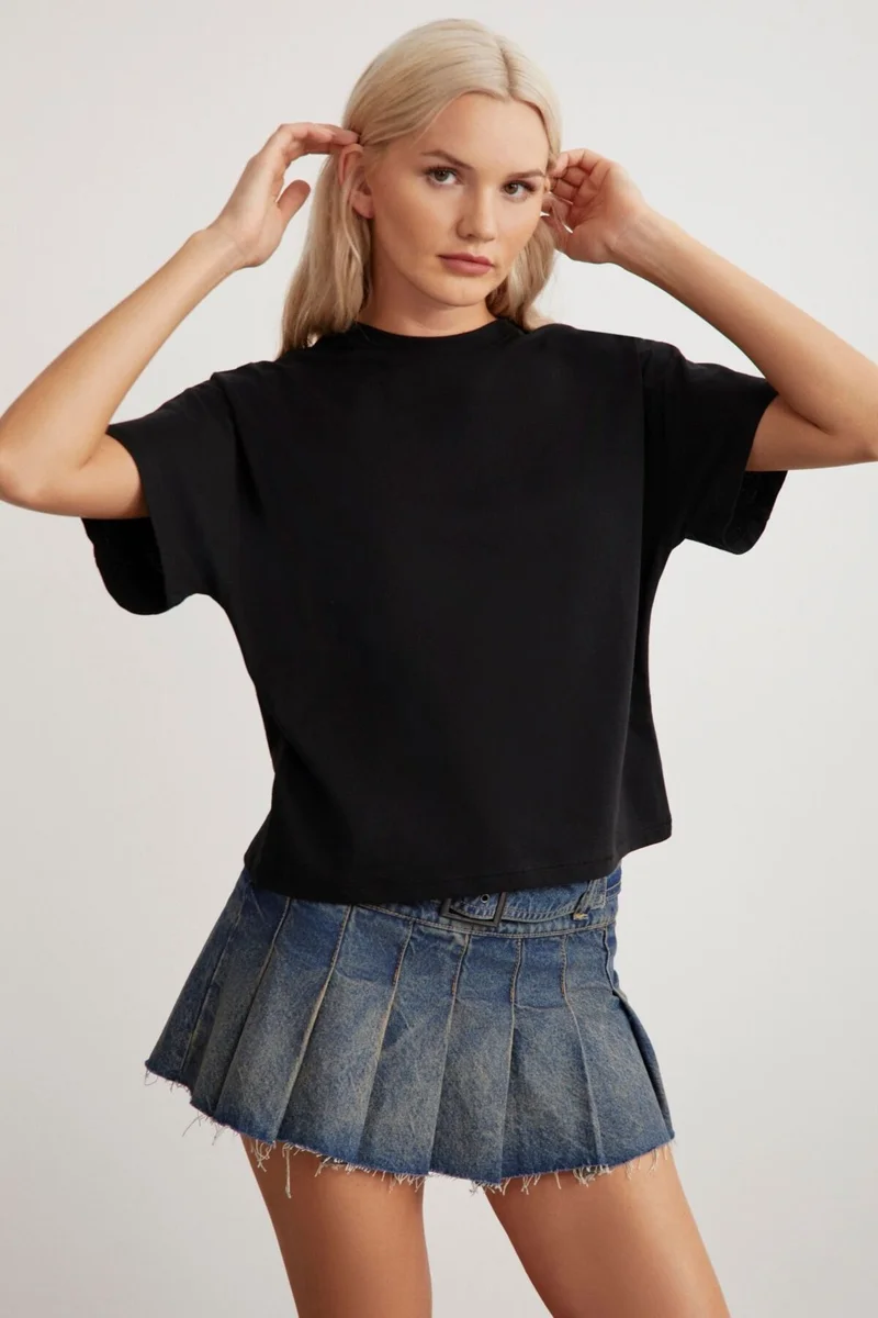 جريميلانج Lottie Women's 100% Organic Cotton Regular Fit Crew Neck Basic Short Sleeve Black T-shirt
