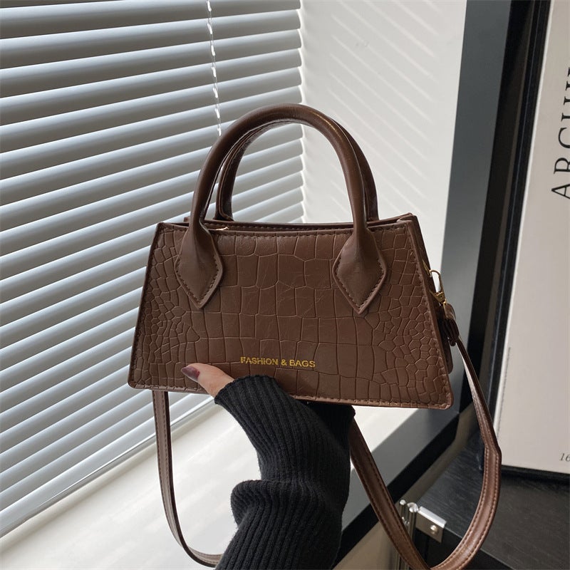 Casual Crossbody Bag Ins Retro Texturized Simple Western Style Small Square Bag Fashionable Solid Color Handbag For Women - Image 1
