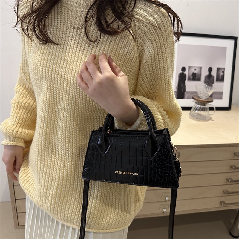 Casual Crossbody Bag Ins Retro Texturized Simple Western Style Small Square Bag Fashionable Solid Color Handbag For Women - Image 4