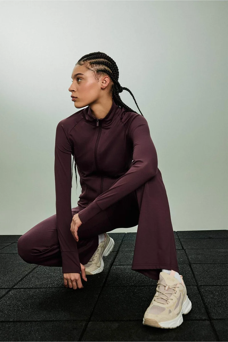 ديفاكتو Fitted Ultra Soft Zip-Up Sweatshirt