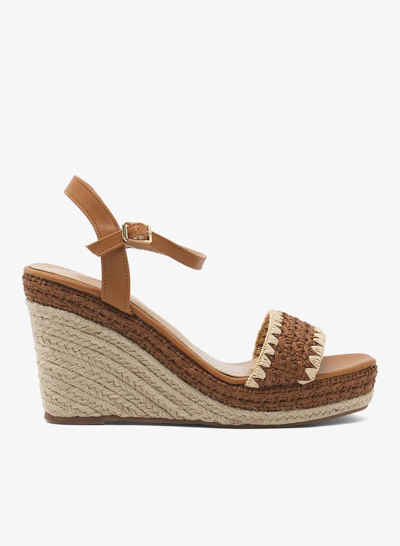 جينجر صنادل بكعب إسفيني بحزام للكاحل