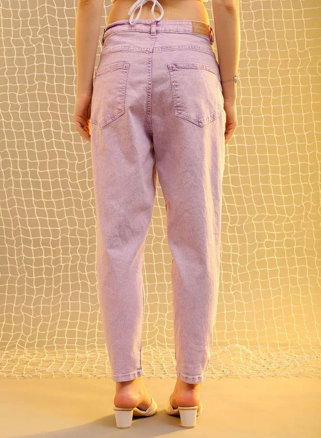 مرفوعة Women Mom Fit Overdyed Mid-Rise Jeans