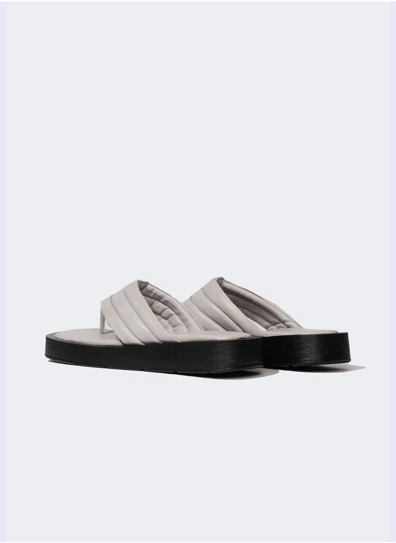 DeFacto Flat Sole Flip Flop