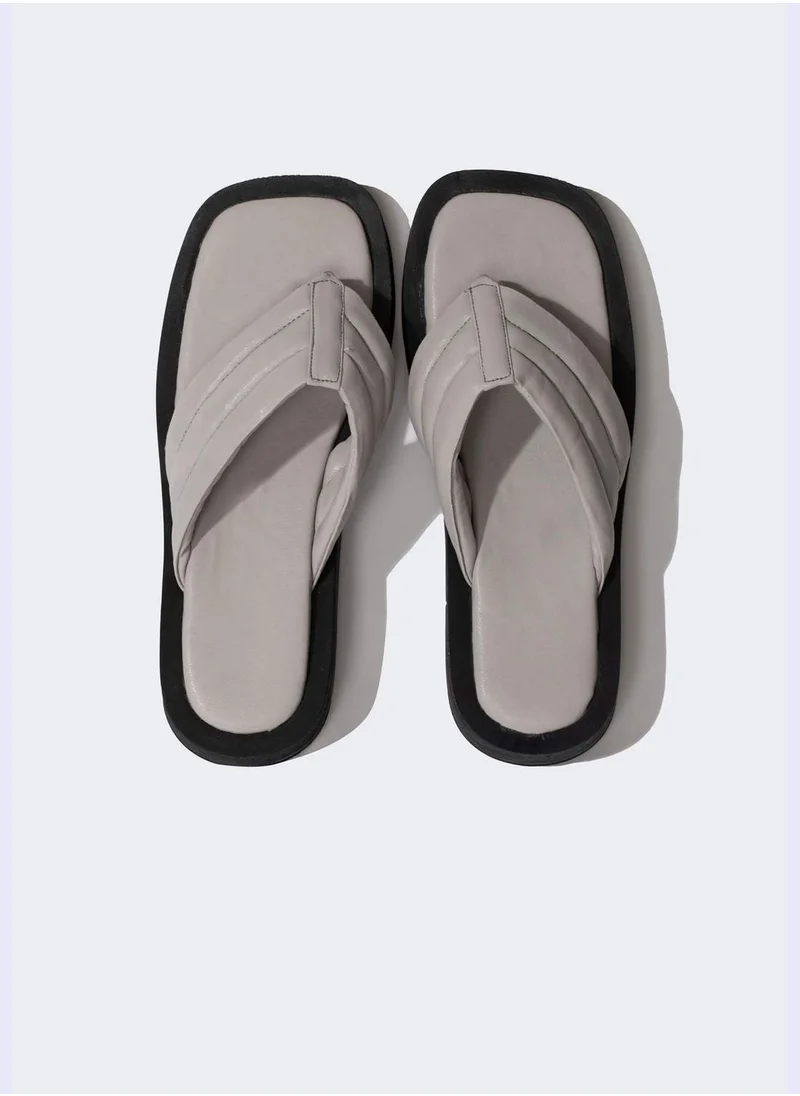 DeFacto Flat Sole Flip Flop