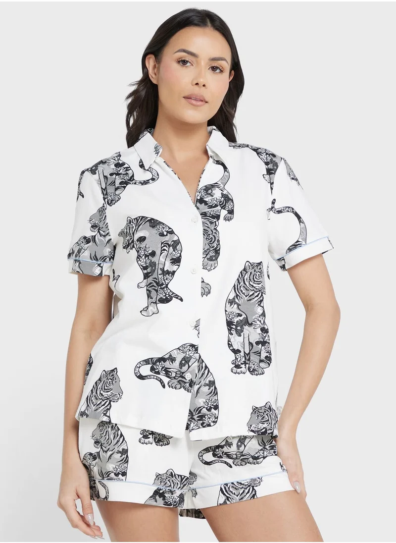 CHELSEA PEERS Printed Shirt & Short Pyjama Set
