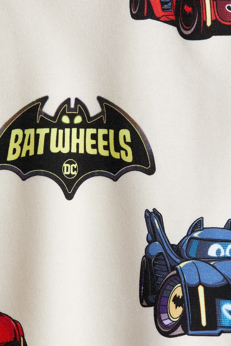 اتش اند ام سويت شيرت بطبعة