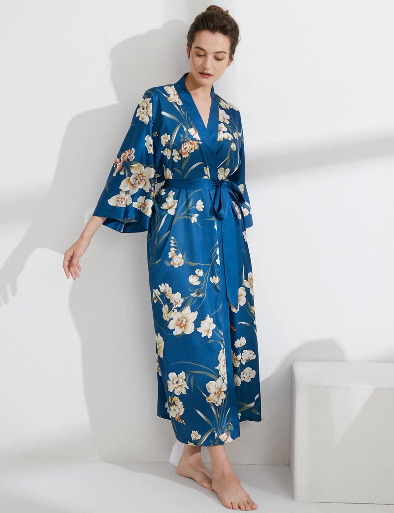 Aensso Long Soft Lightweight Silky Kimonos Robes for Women, Luxury Japanese Floral Womens Kimono Robe (Indigo) - Image 5