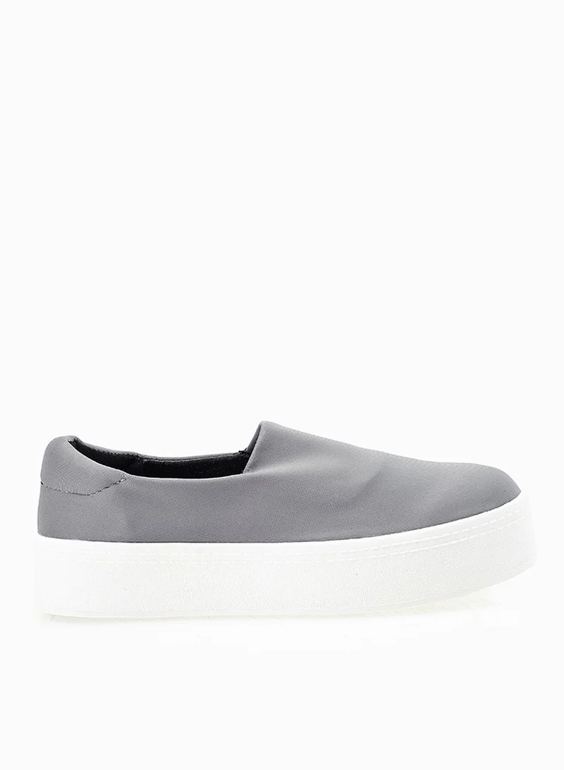 Hot Soles by Namshi Platform Slip Ons