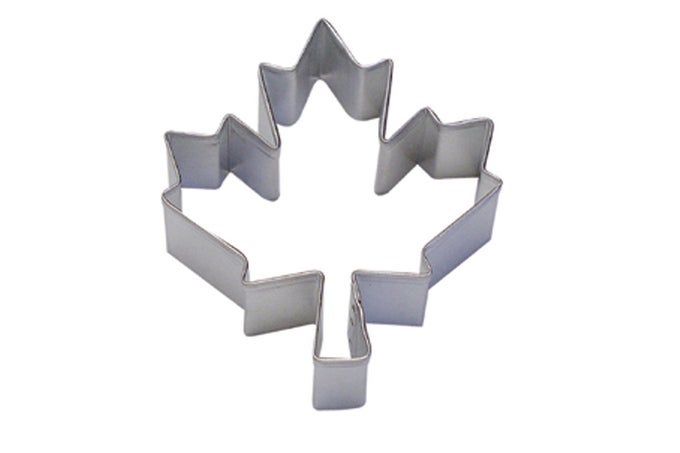 RM MAPLE LEAF CANADIAN NATIONAL SYMBOL 3 COOKIE CUTTER METALLIC