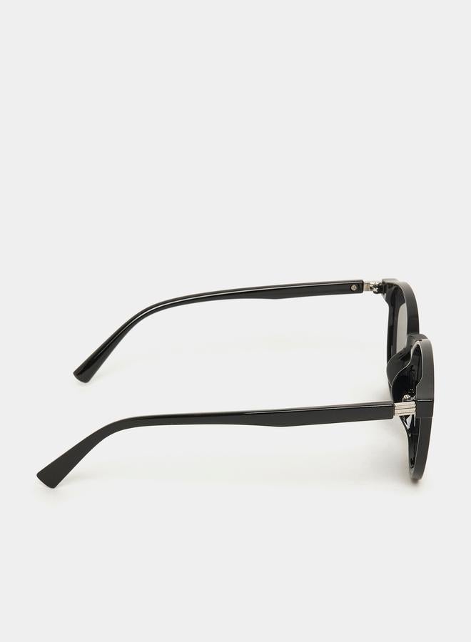Styli Solid Round Sunglasses - Image 3