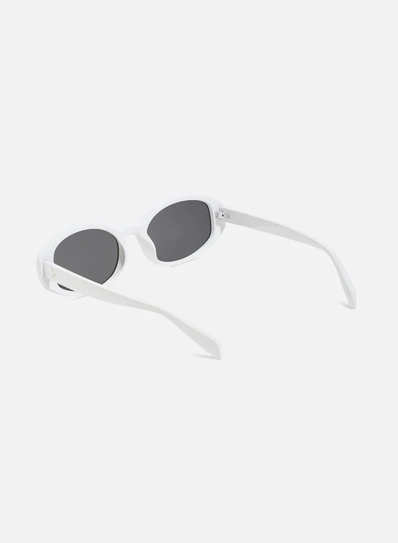 Haute Sauce Solid Oval Sunglasses - White