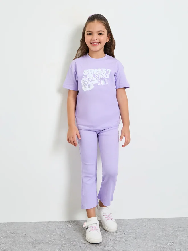 Styli Styli Girls Graphic Print Oversized T-Shirt and Leggings Set