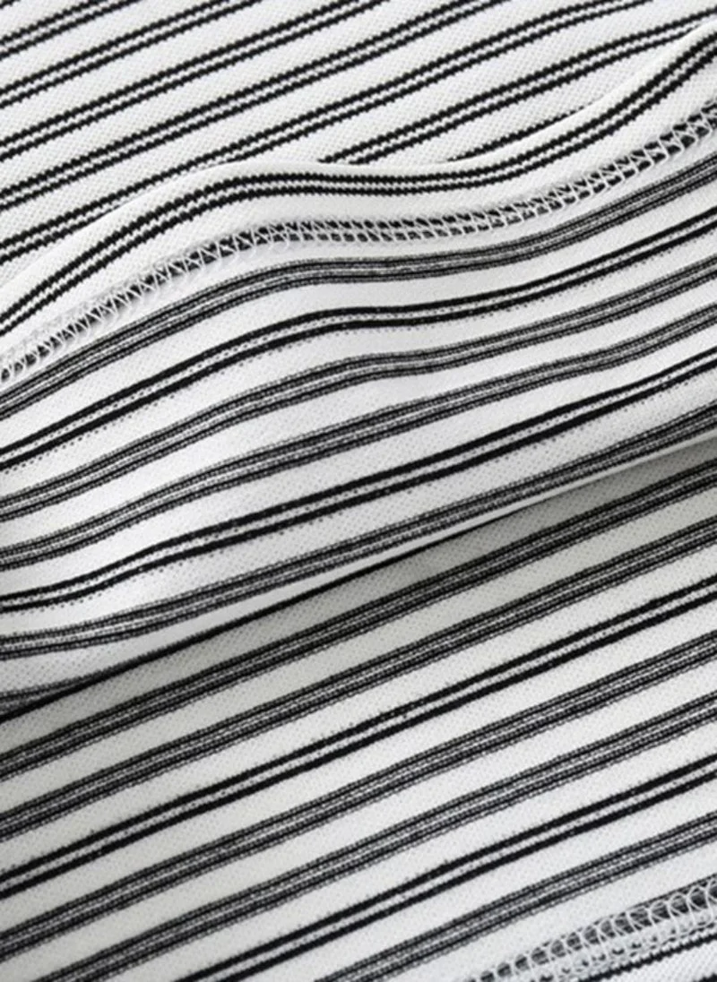 يونيكي White Striped Polo Collar Tshirt