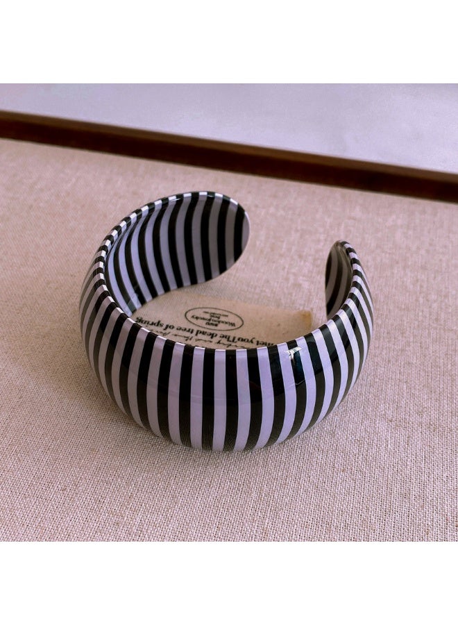 KUYING New Fashion Design Exquisite Versatile Bracelet