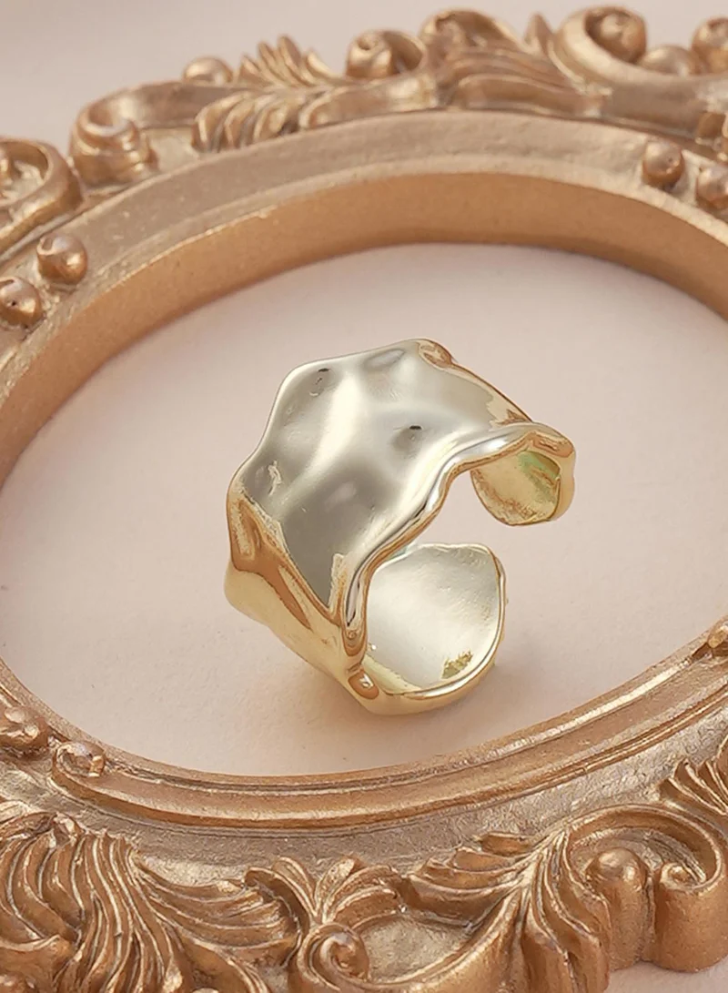 SOHI Dented Adjustable Artificial Finger Ring Jewellery
